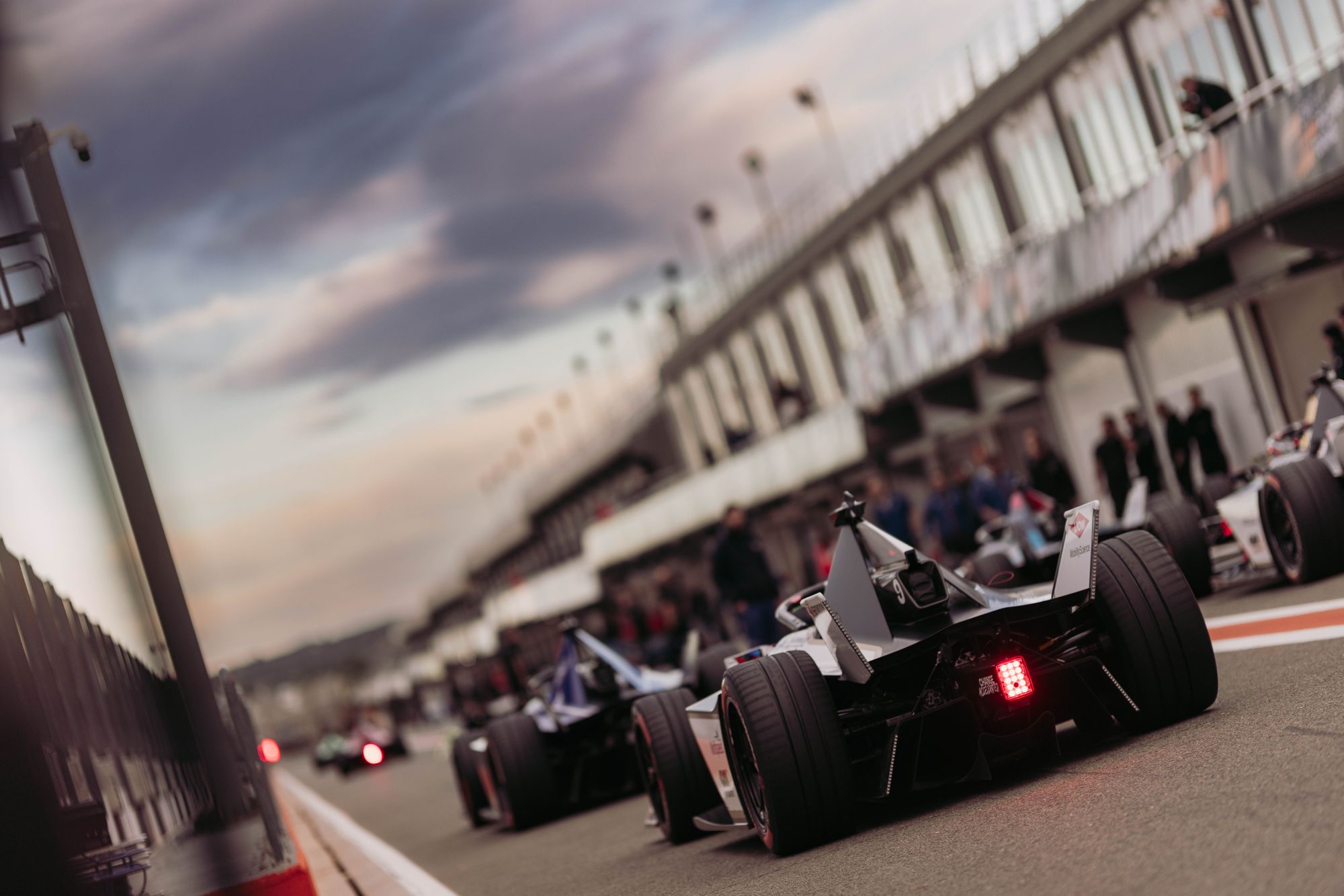 Frijns tops Formula E simulation race in Valencia test