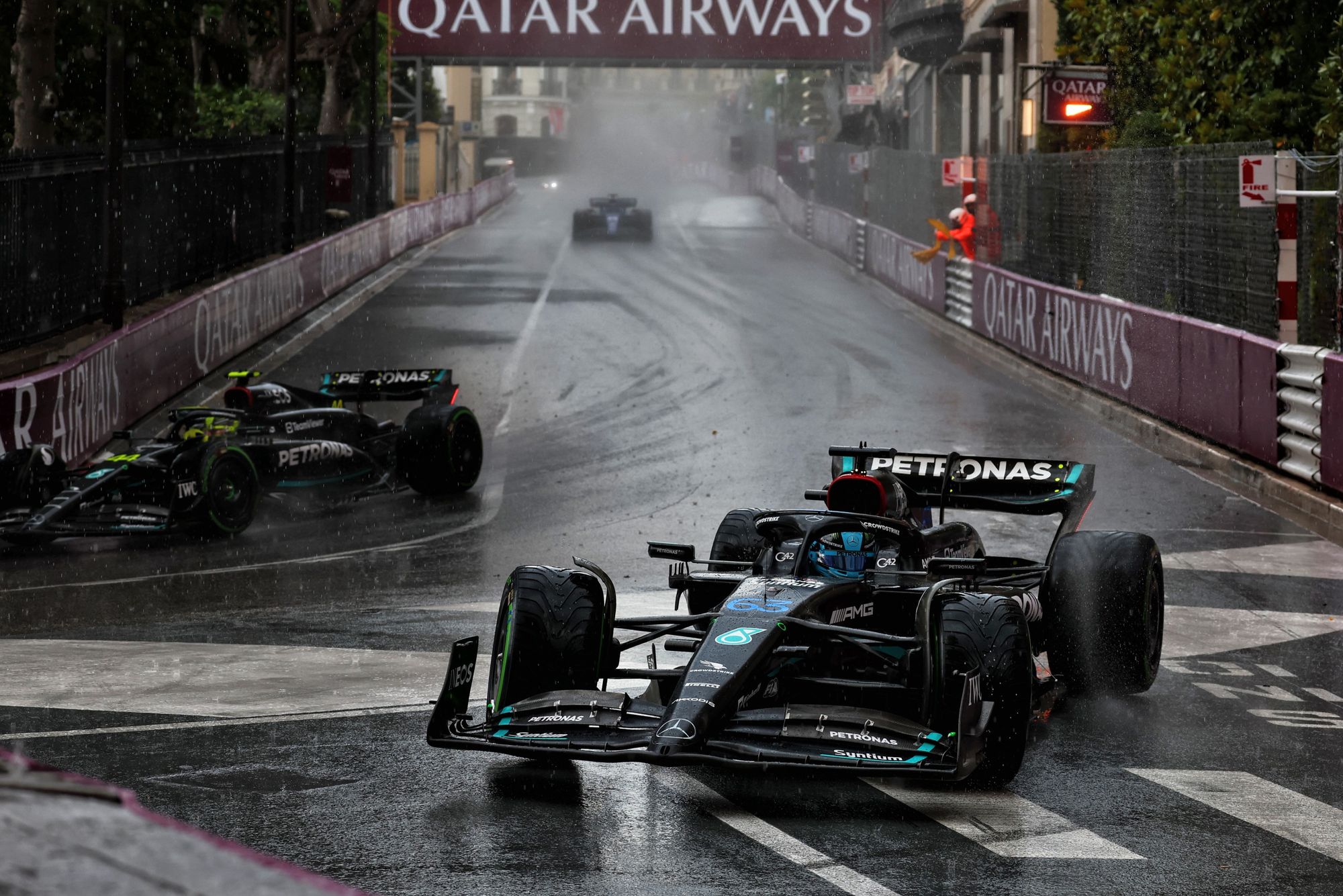 Mercedes – F1 Racing Team – Hamilton, Russell