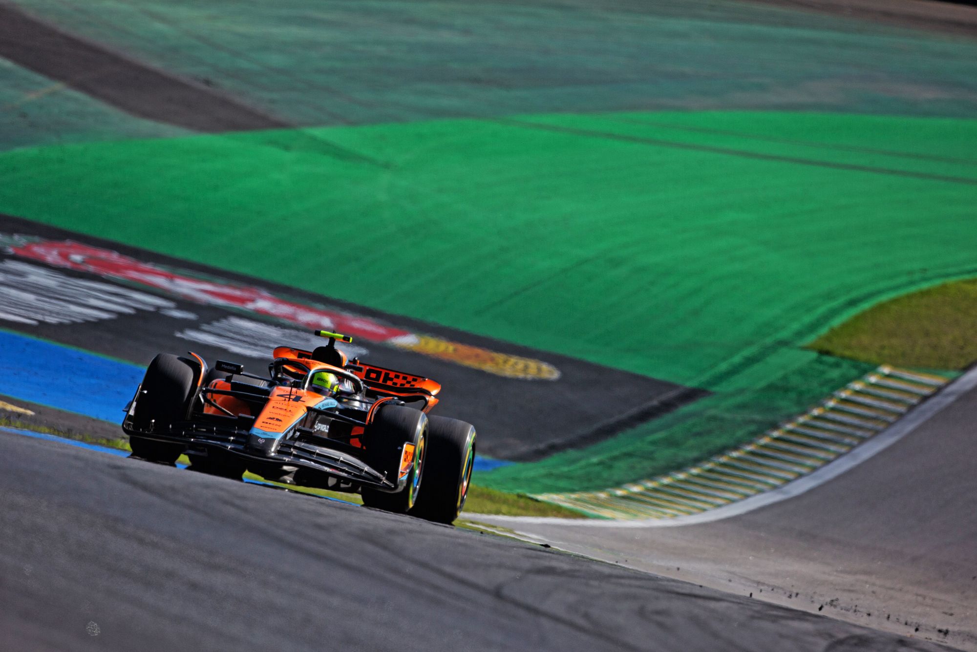 LIVE  F1 Sprint Race during the 2023 Brazilian Grand Prix weekend