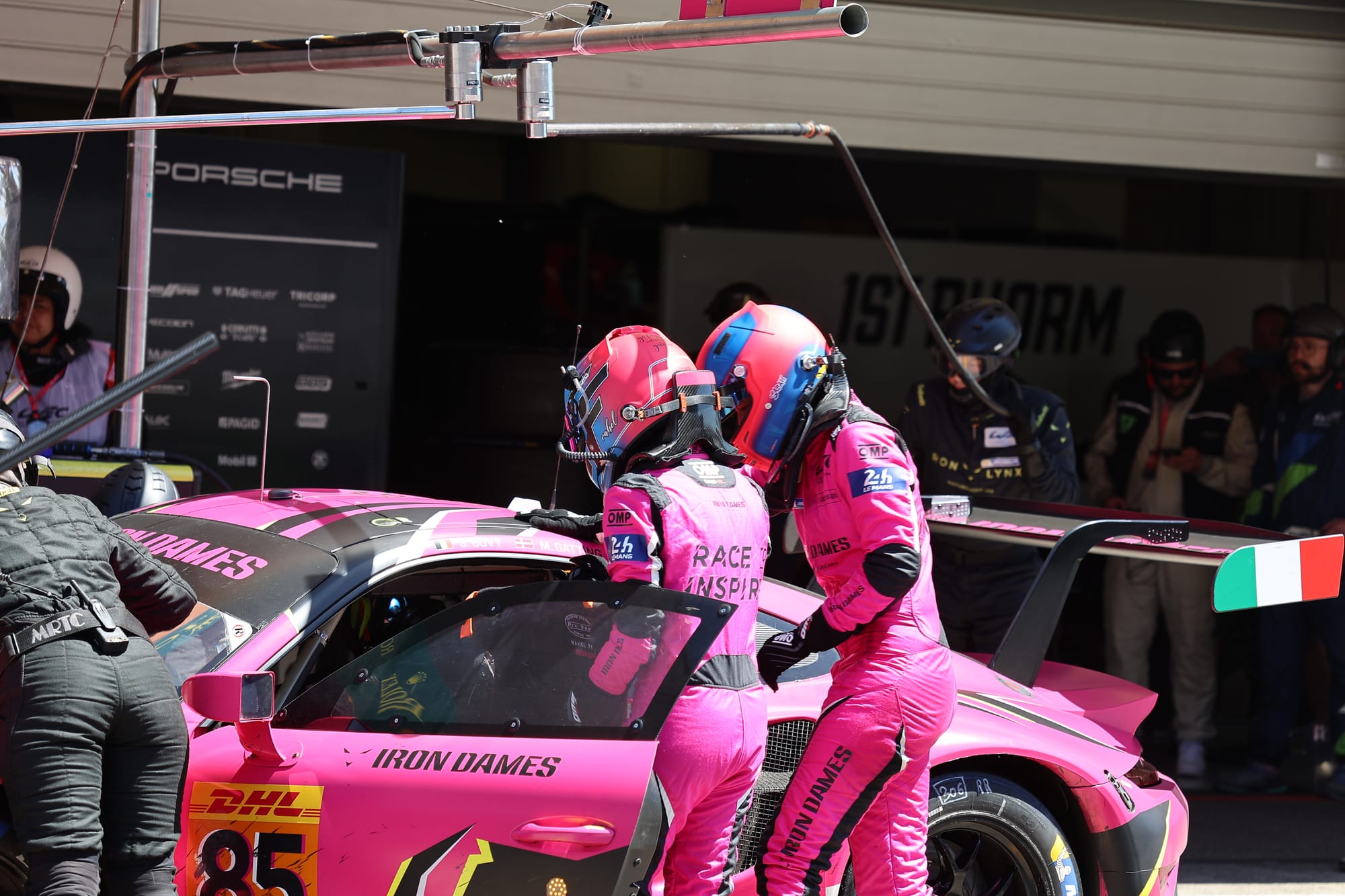 Iron Dames drivers Rahel Frey and Sarah Bovy swap seats, Portimao, 2023