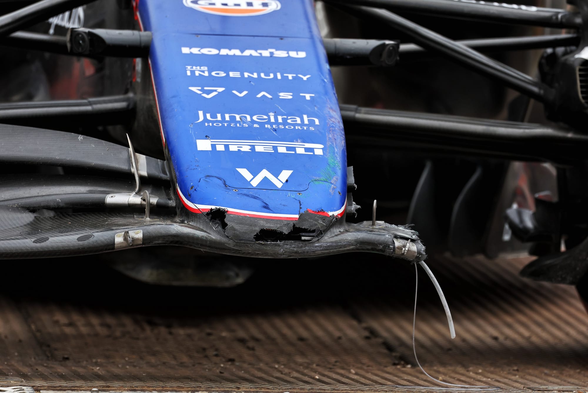 Damaged Williams F1 car