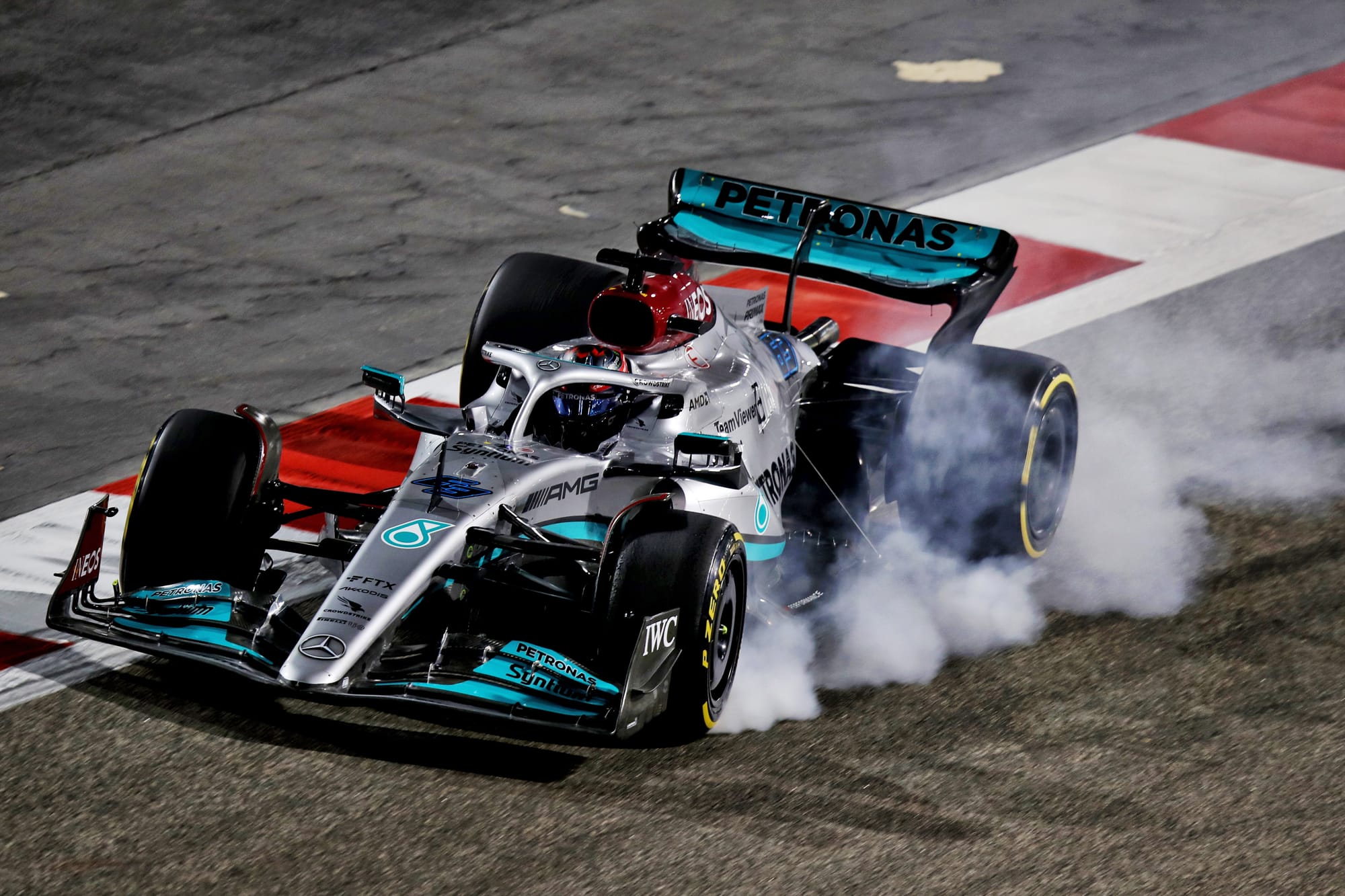 George Russell Mercedes Bahrain F1 testing 2022