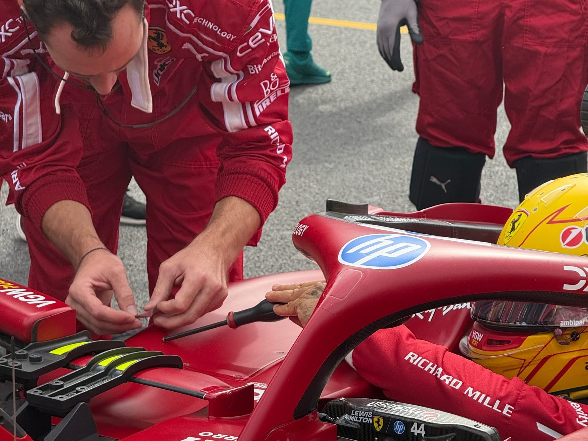 Why Hamilton and Norris are using tape on F1 starting grids