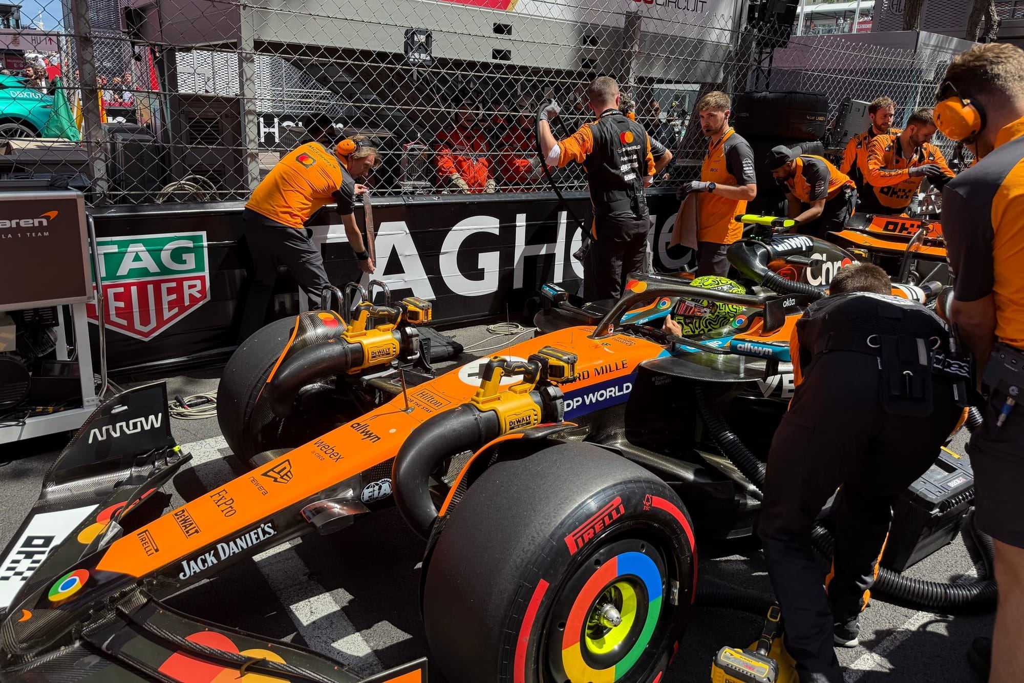 Why Hamilton and Norris are using tape on F1 starting grids