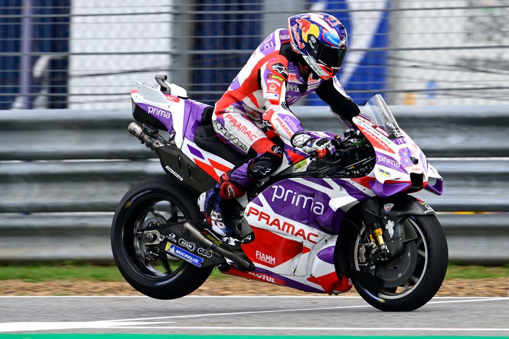 Martin quickest as MotoGP's Thai GP weekend begins