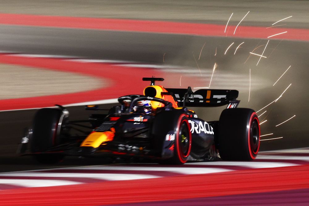 Verstappen on pole, track limits dramas for McLaren and Perez