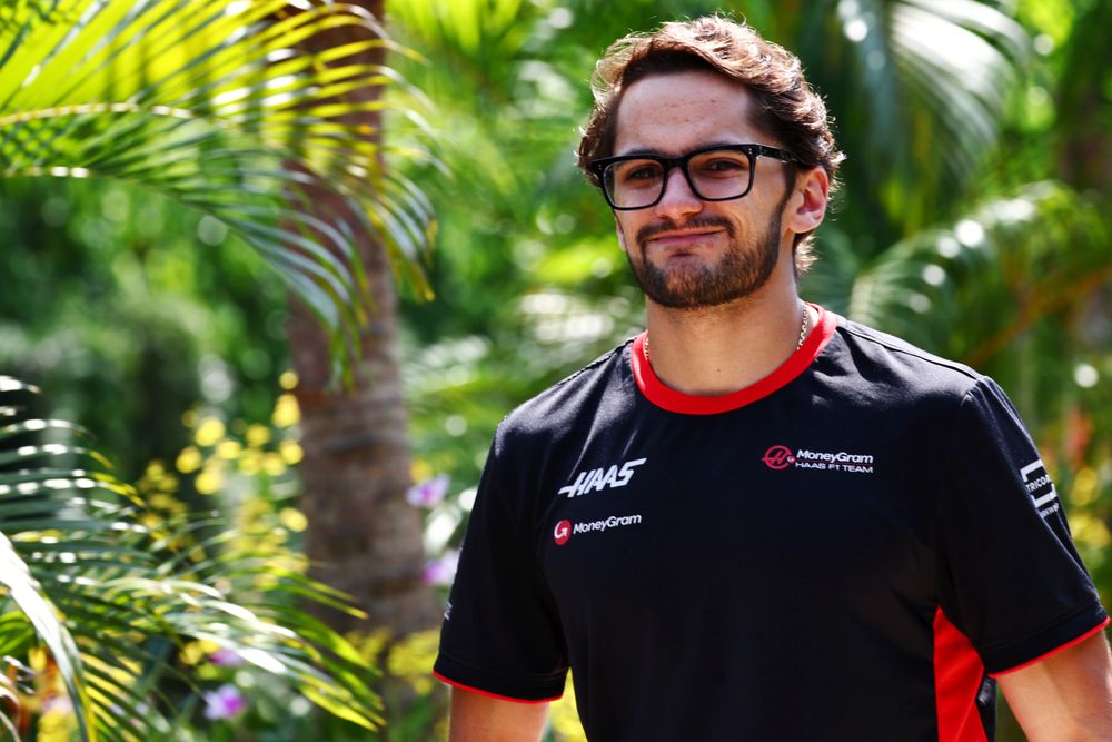 F1 reserve driver gets full-time IndyCar return for 2024