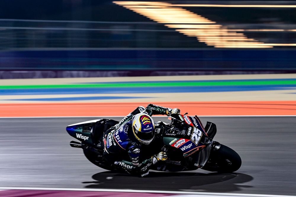 Fernandez fastest, lap record deleted in nervy Qatar practice
