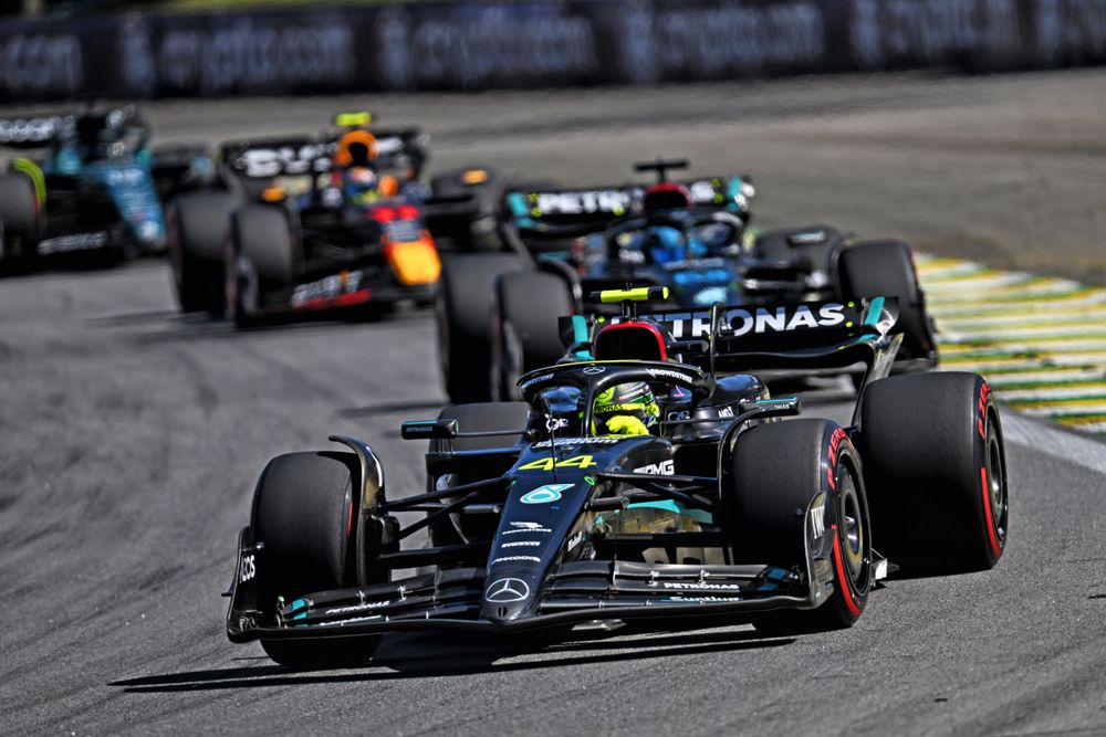 'Inexcusable' Mercedes performance leaves Wolff lost for words