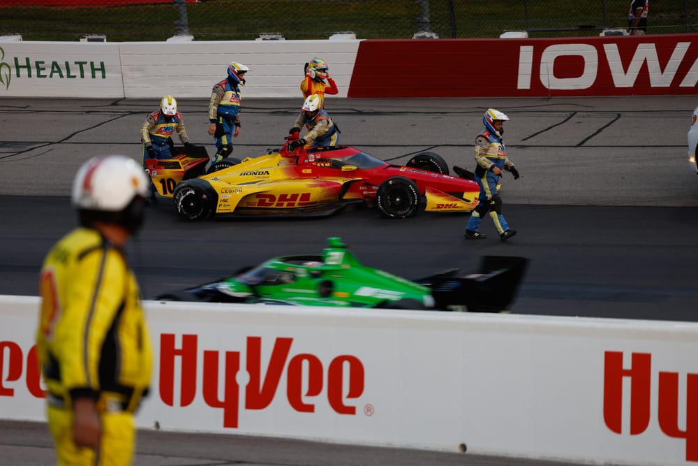 'Unacceptable' - Palou error gives IndyCar title rivals huge boost