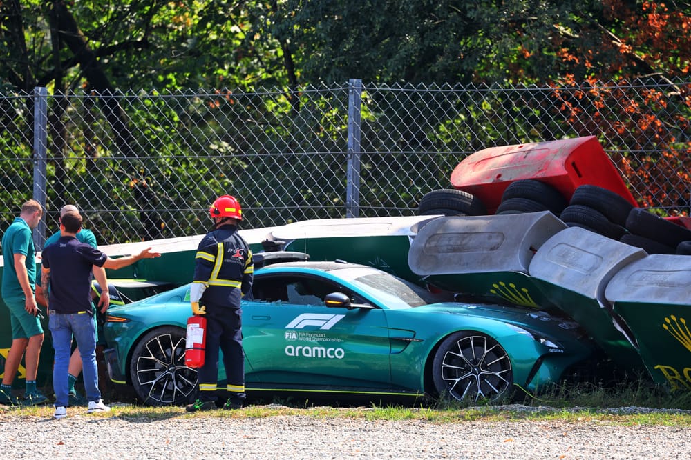F1 safety car crashes at Italian GP in bizarre incident