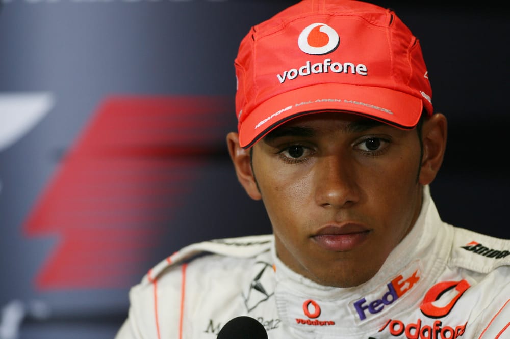 Mark Hughes: Antonelli's F1 debut is a world apart from Hamilton's