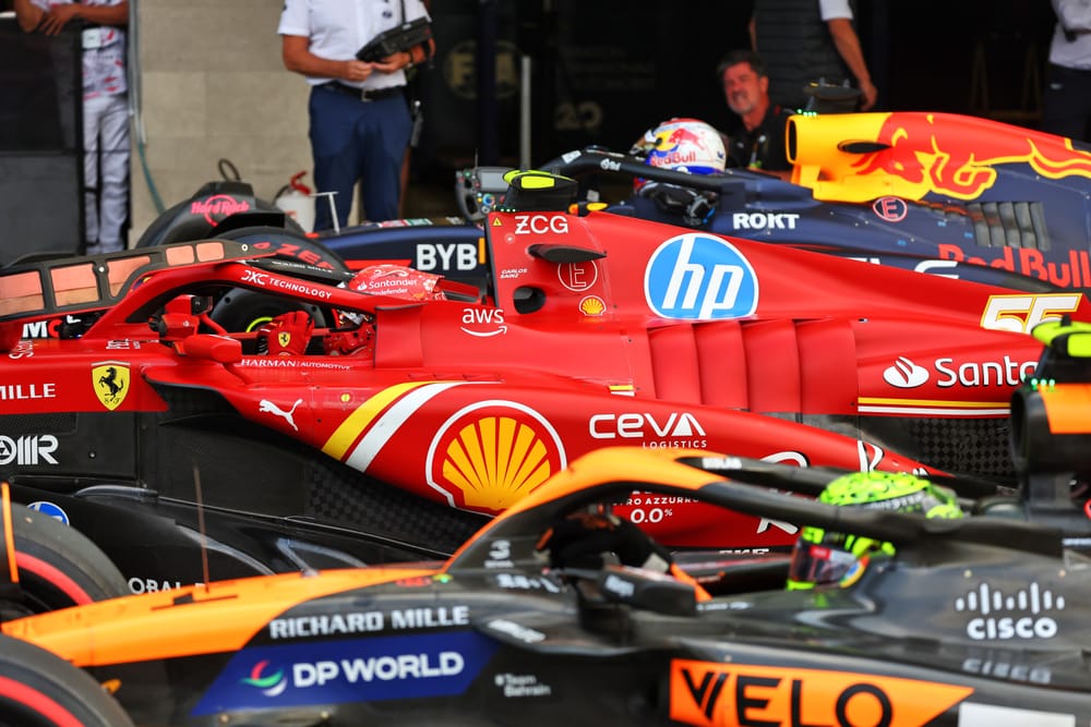 As it happened: Sainz upstages title rivals for Mexican GP F1 pole