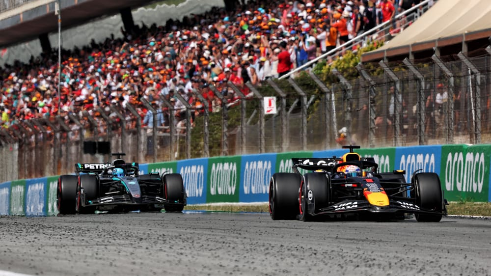 Russell: Verstappen crash 'felt deliberate', antics let him down