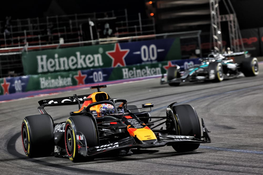 Verstappen wins Las Vegas GP as Norris closes in on 2025 F1 title
