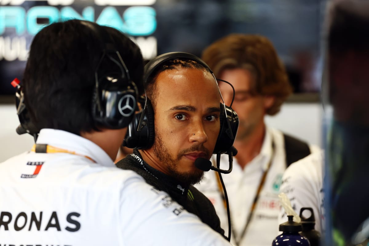 Hamilton agrees to shock Ferrari F1 move for 2025 : r/formula1