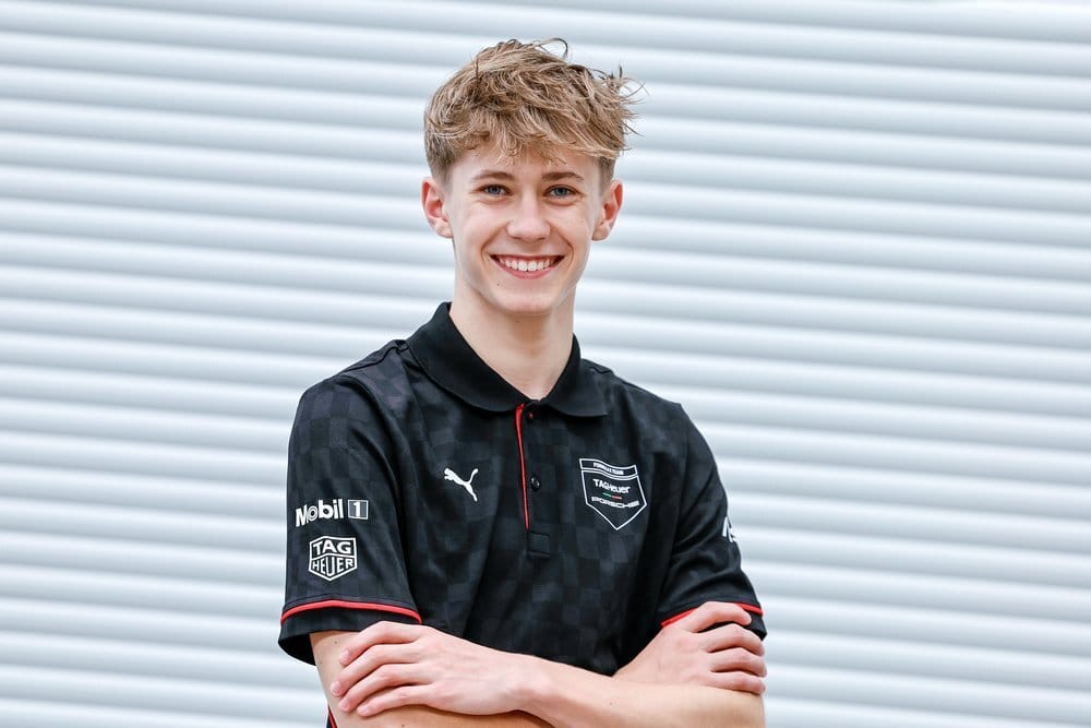 Porsche calls up youngest ever Formula E driver for test