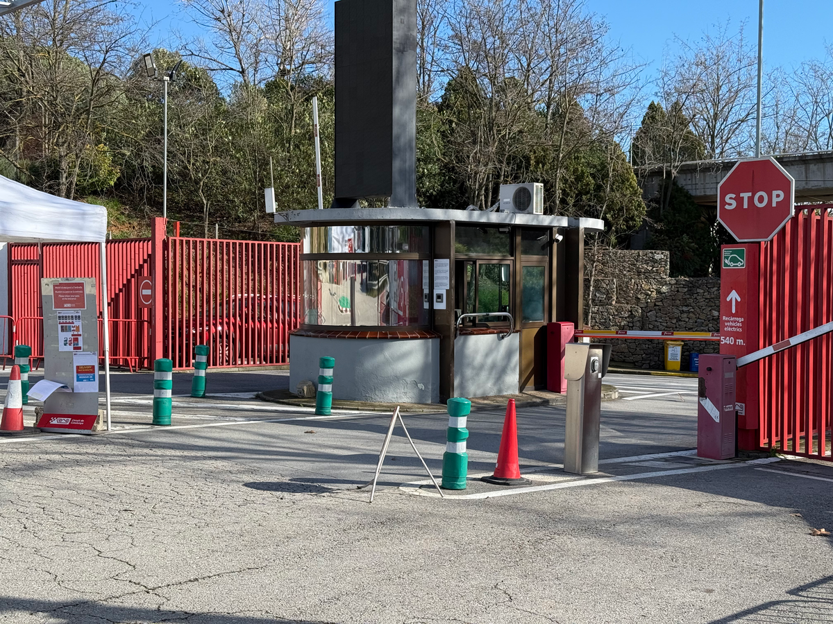 Security clampdown outside F1's private 2026 test