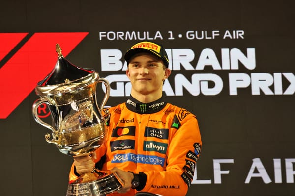 How many race wins does each 2025 F1 driver have?