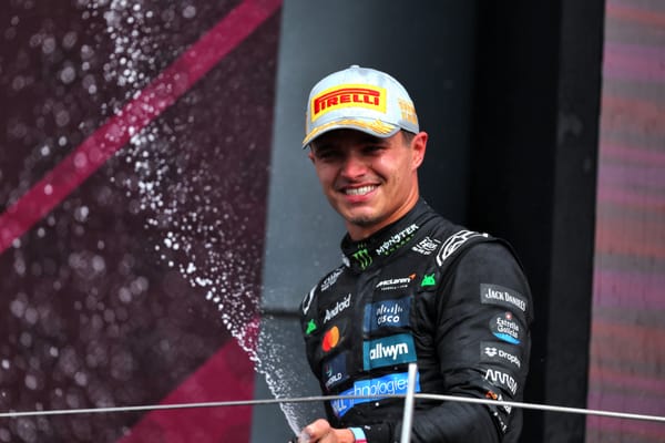 How many race wins does each 2025 F1 driver have?