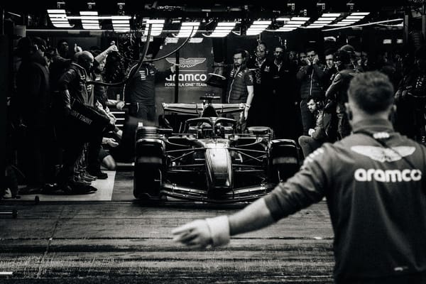 Newey's 'extreme' Aston Martin - Gary Anderson's first reaction