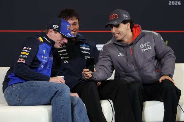 Max Verstappen, Alex Albon and Gabriel Bortoleto, F1